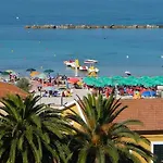 Appartement Royal Sea View *