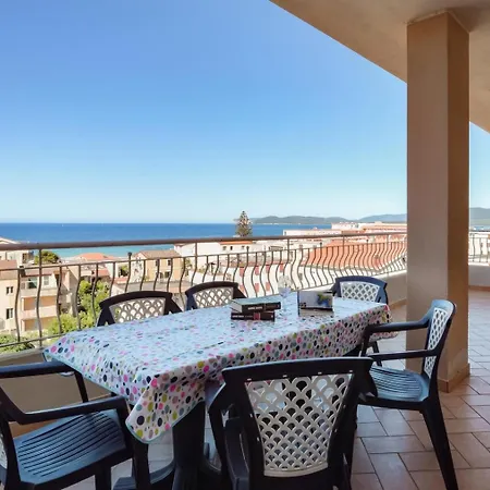 Apartment Royal Sea View *