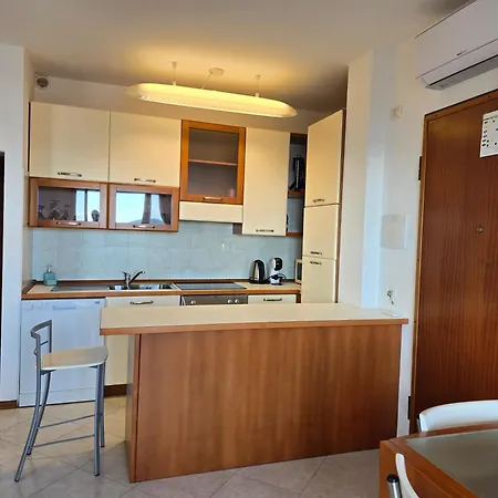 Apartment Royal Sea View *